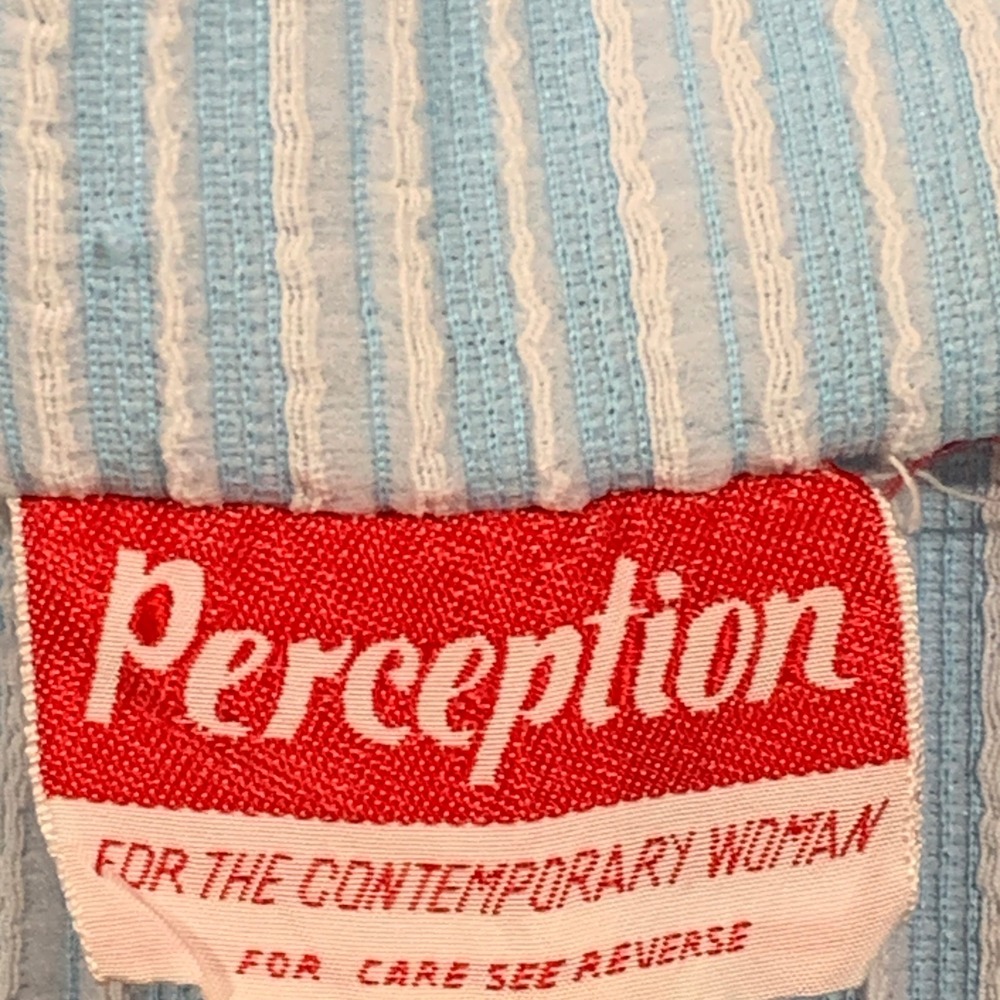 Perception Seersucker Vest Women Medium Blue White Striped Coastal Grandma Retro - Picture 2 of 7